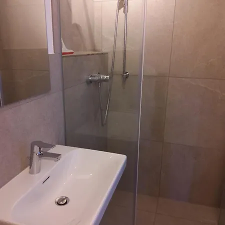 Einzimmer In בנדיקטבאורן